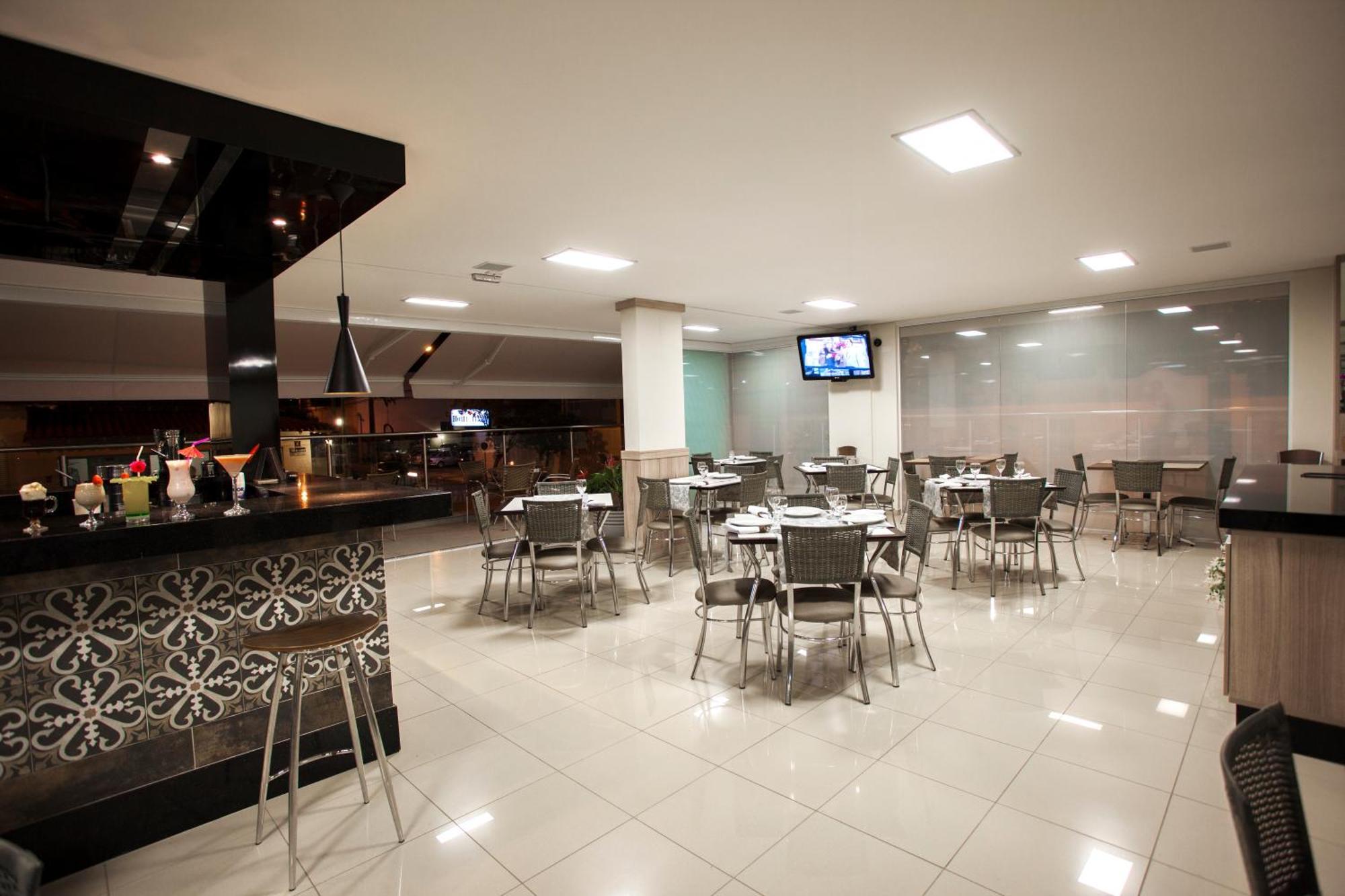 Estoril Hotel Marilia Bagian luar foto