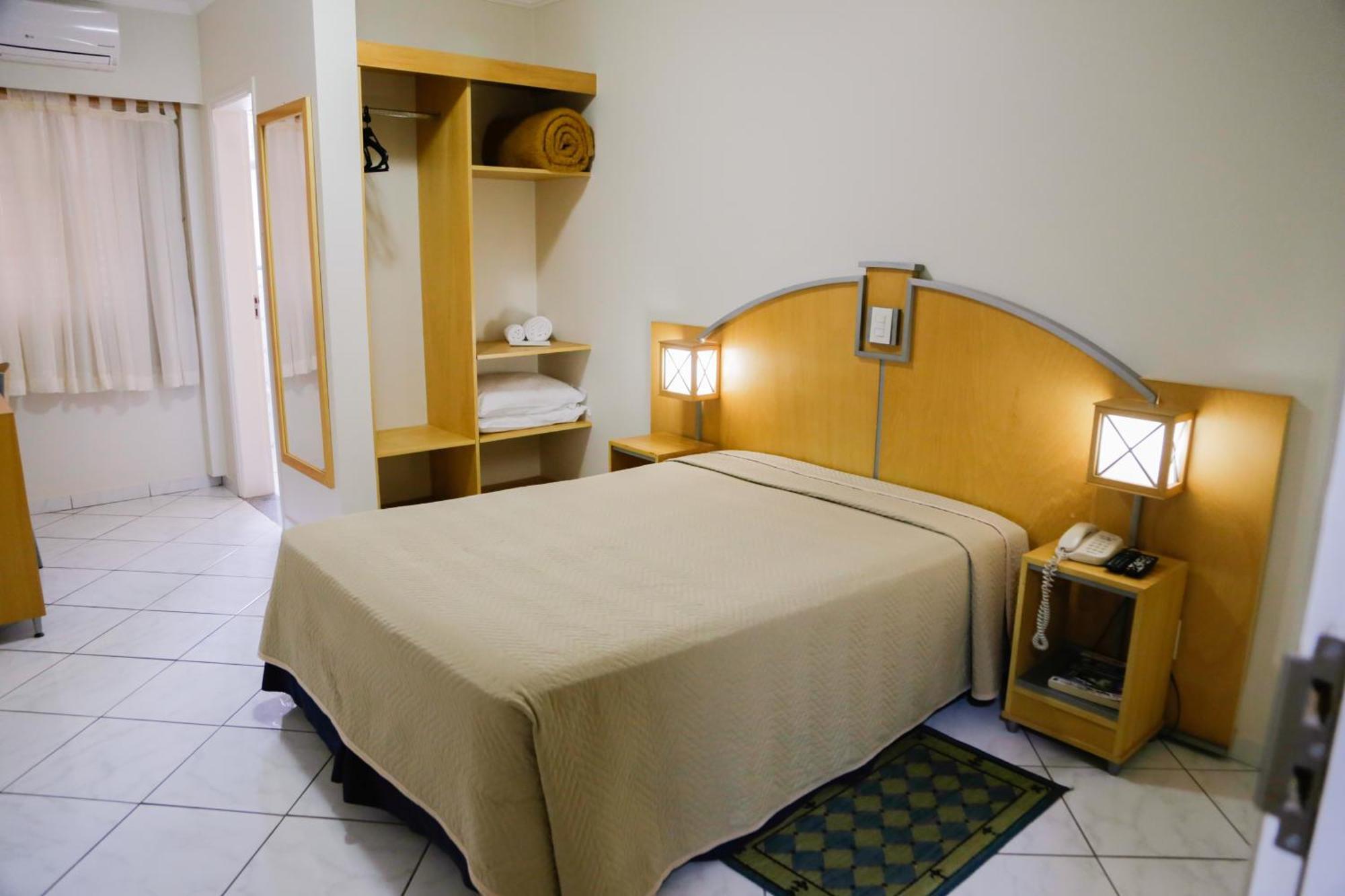 Estoril Hotel Marilia Ruang foto
