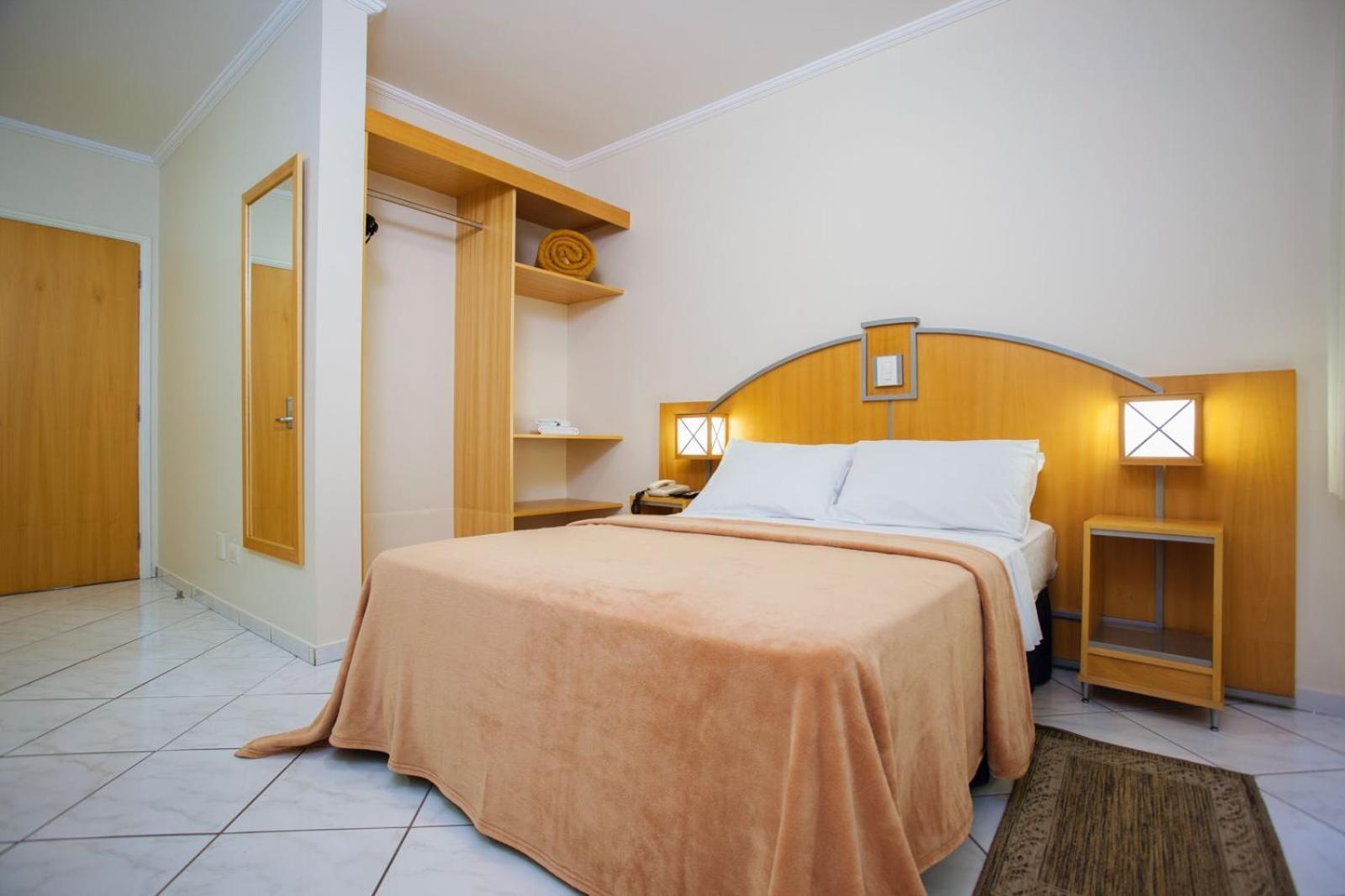 Estoril Hotel Marilia Ruang foto